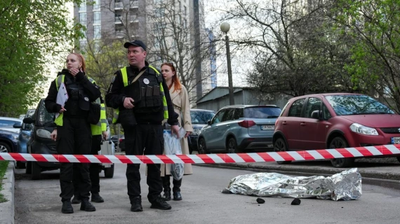 Смерть у черзі за продуктами: що насправді стоїть за бійнею у київському супермаркеті8