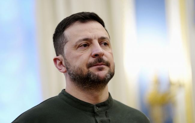 Путін влаштував “бенефіс”, але ми знайдемо дрони на кожну ногу окупанта, – Зеленський