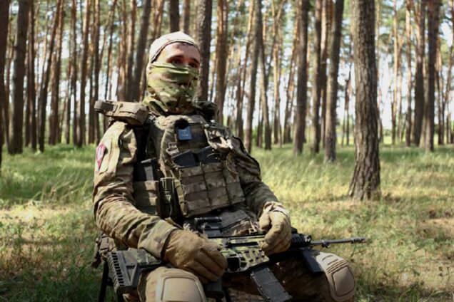Український десантник добу виводив поранених побратимів з оточення на Курщині: історія героя. Відео